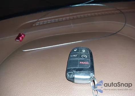 2015 Jeep Grand Cherokee Summit из США, поврежденный, VIN 1C4RJFJTXFC165948